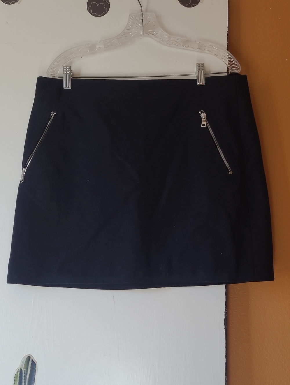Gap Black Zipper Pocket Wool Mini Skirt Size 14
